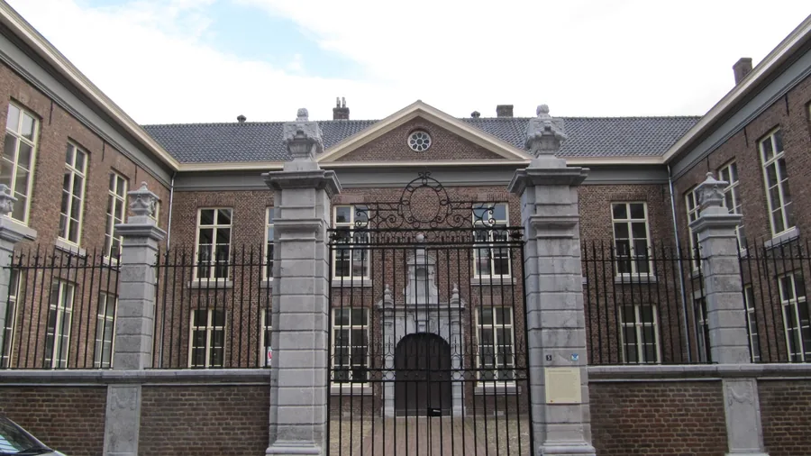Bisschoppelijk Paleis Roermond – historisch gebouw in de binnenstad